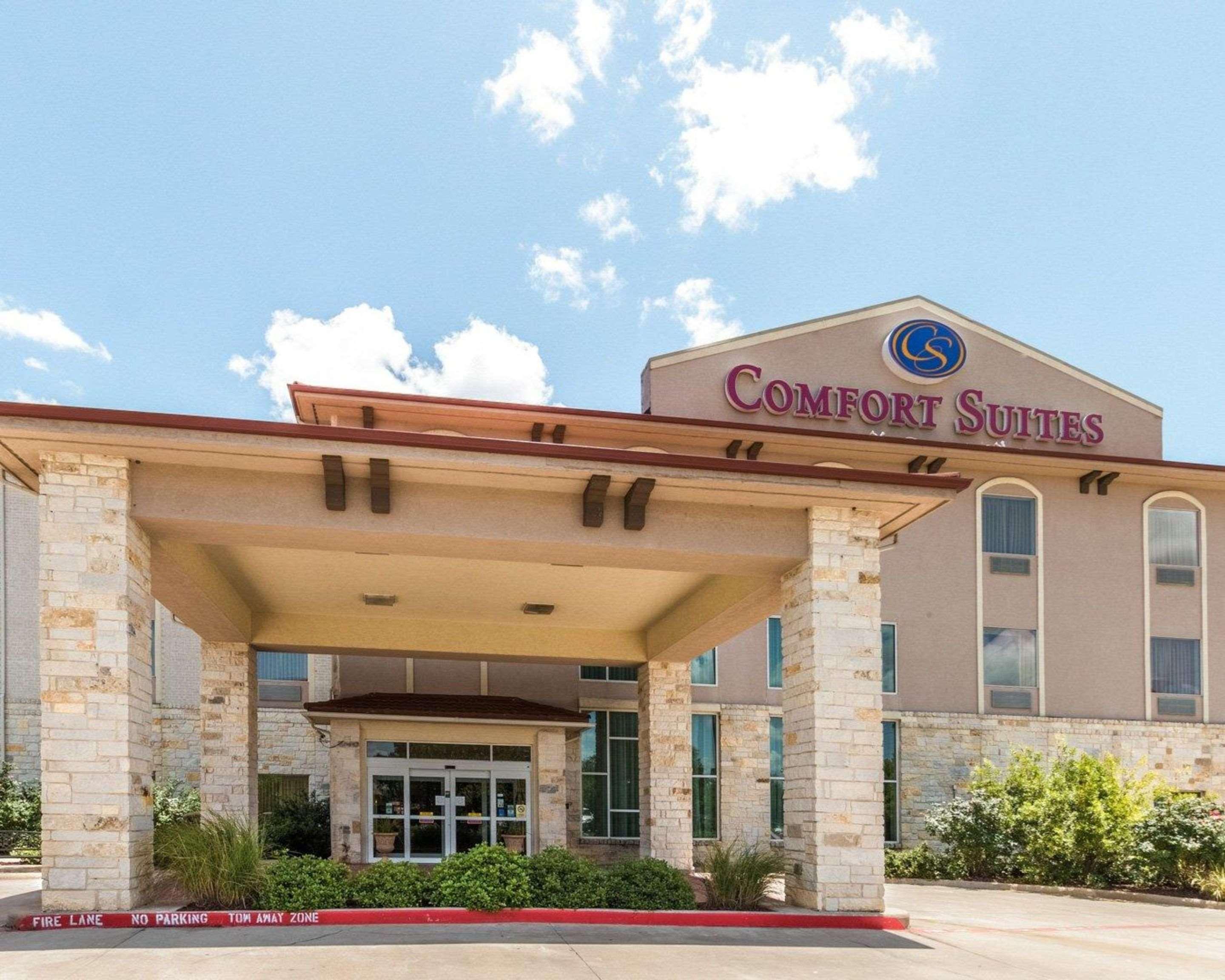 Comfort Suites Granbury Exterior photo