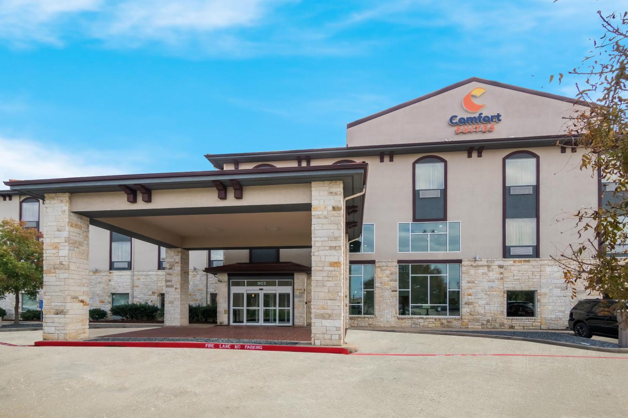 Comfort Suites Granbury Exterior photo