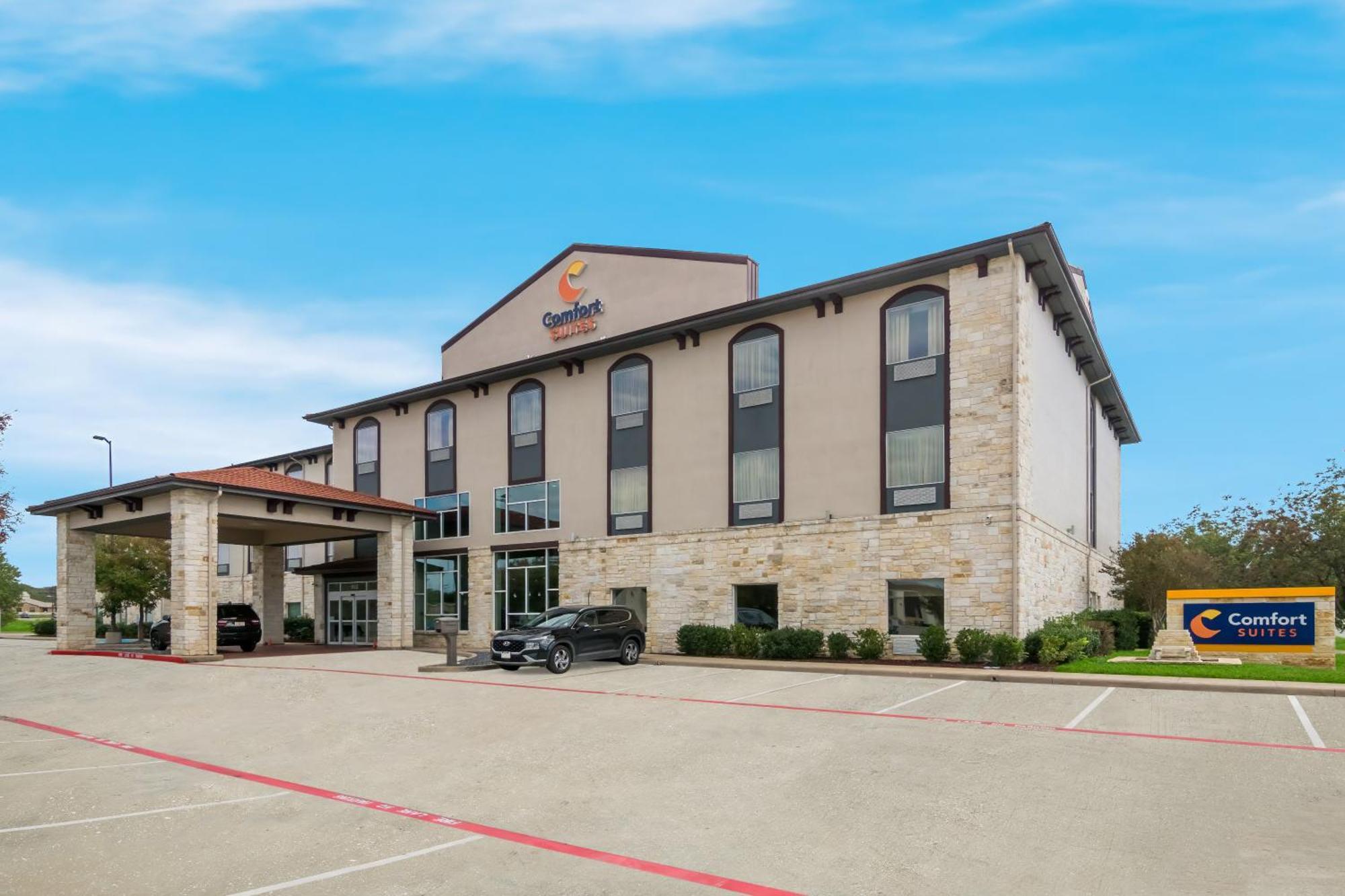 Comfort Suites Granbury Exterior photo